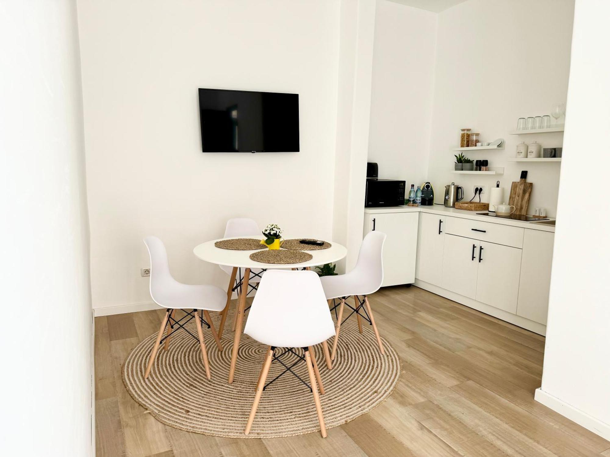 Central - Cozy Studio Arad Buitenkant foto